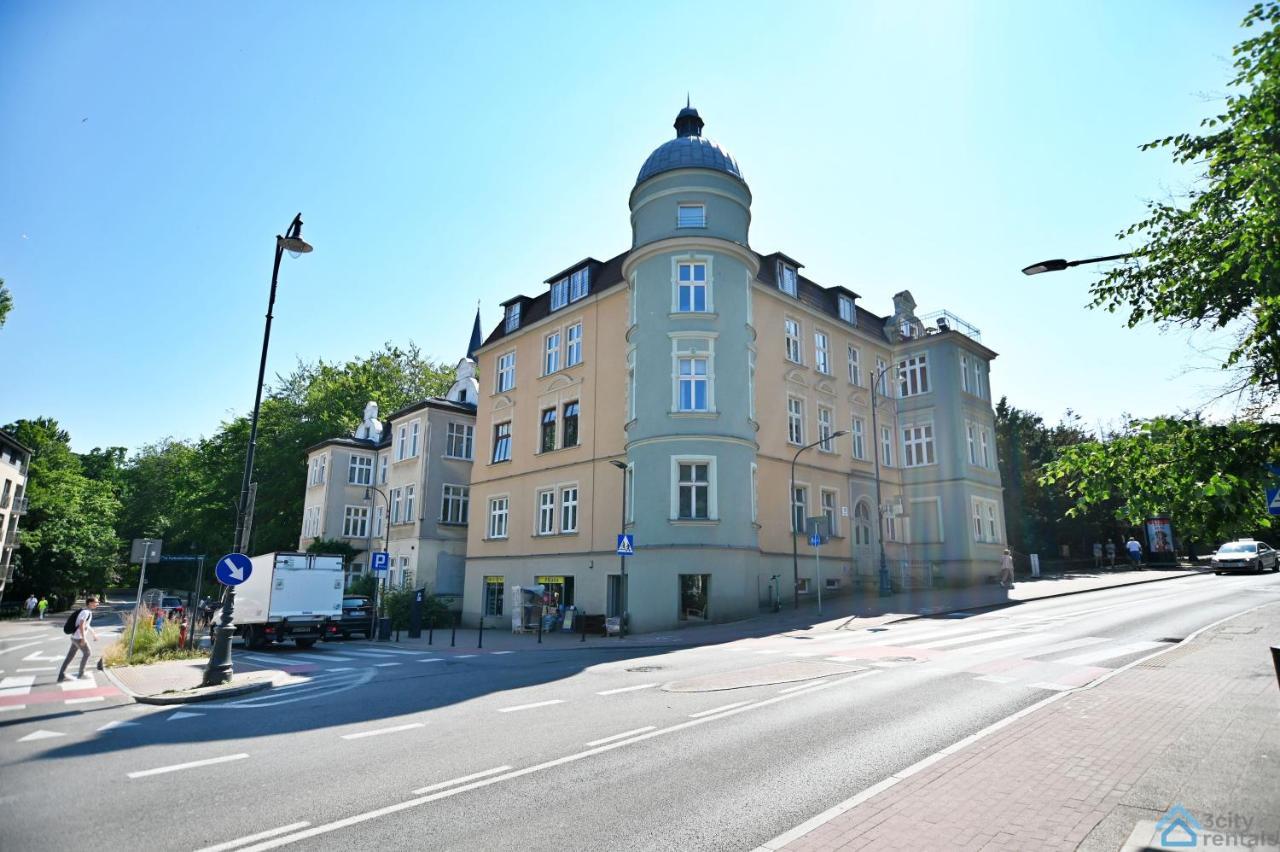 Beige And Red 3City Studio In Sopot With Outdoor Parking By Noclegi Renters Εξωτερικό φωτογραφία